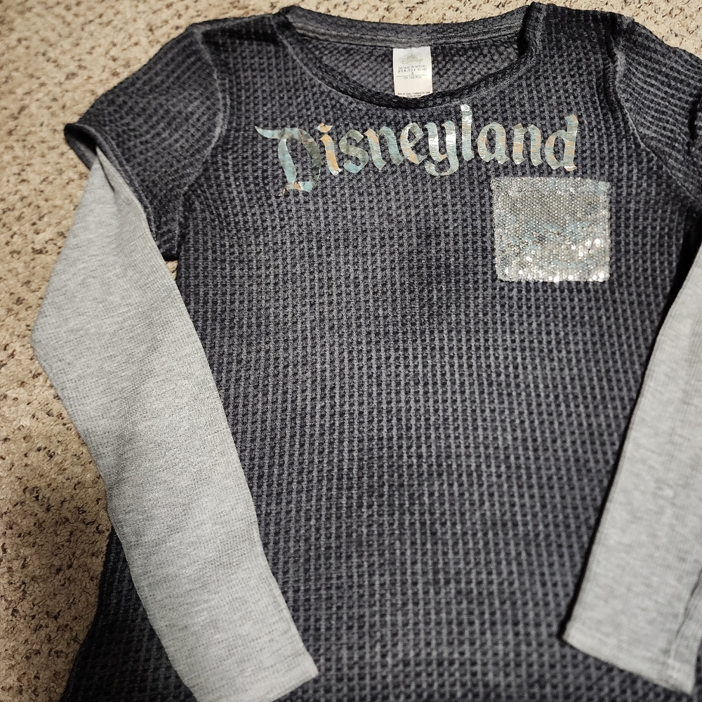 Disneyland long sleeve shirt